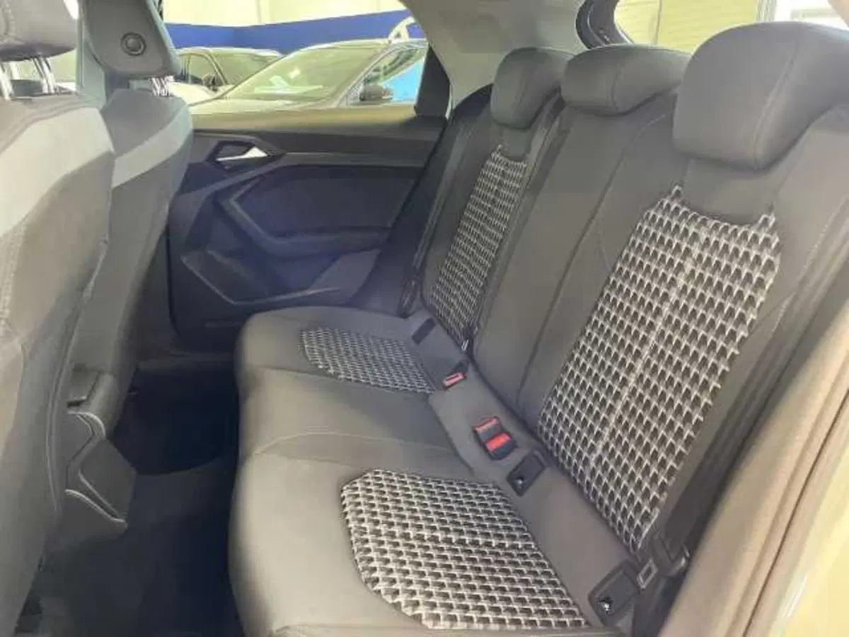 Audi A1 allstreet usata a Pistoia (15)