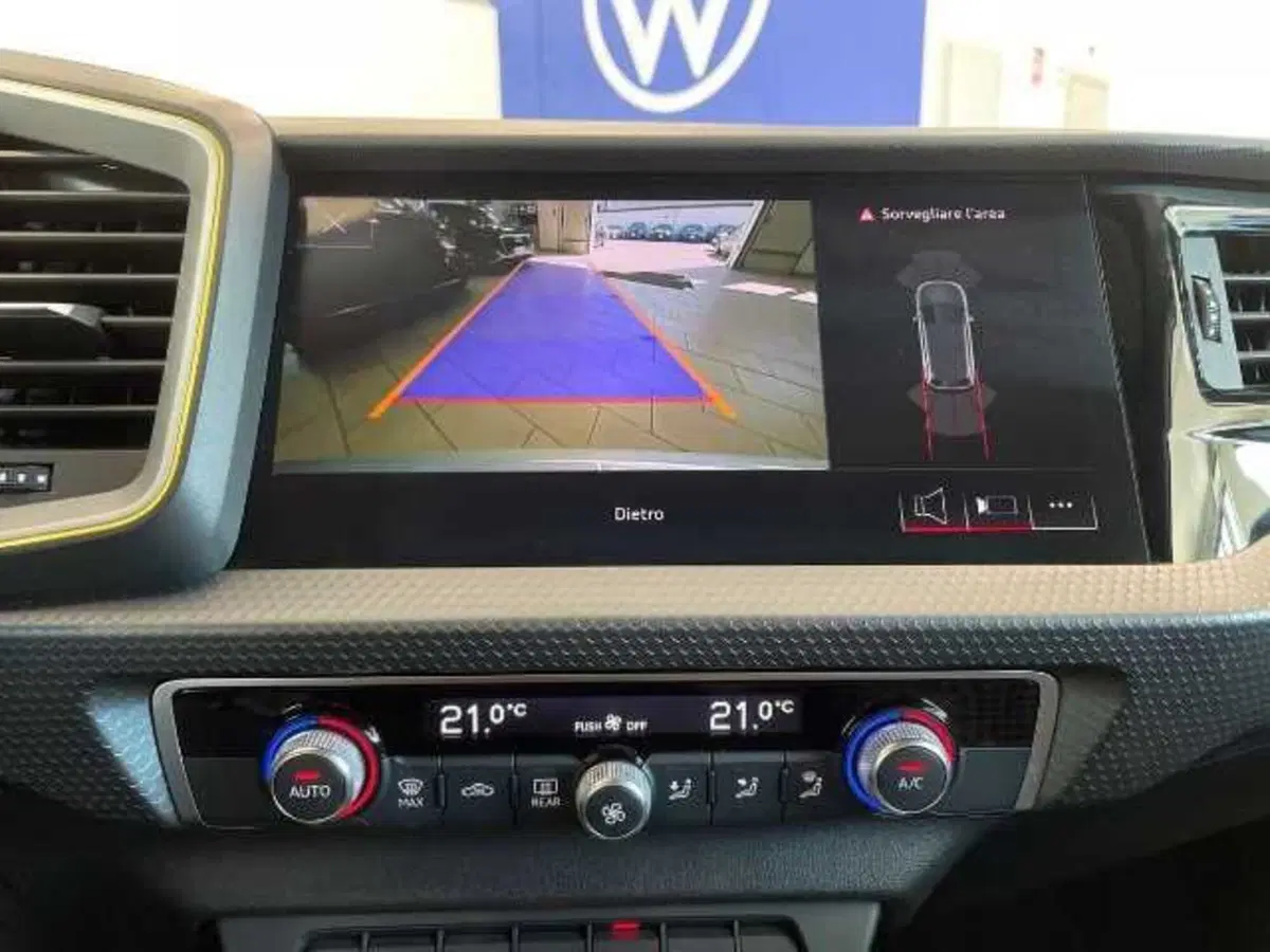 Audi A1 allstreet usata a Pistoia (17)