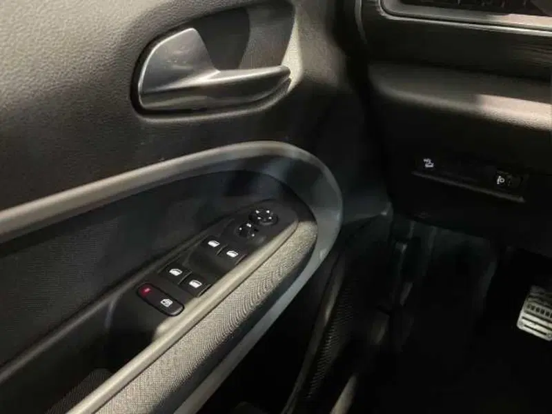 Jeep Avenger usata a Pistoia (19)