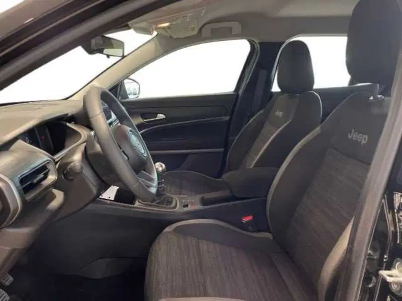 Jeep Avenger usata a Pistoia (9)