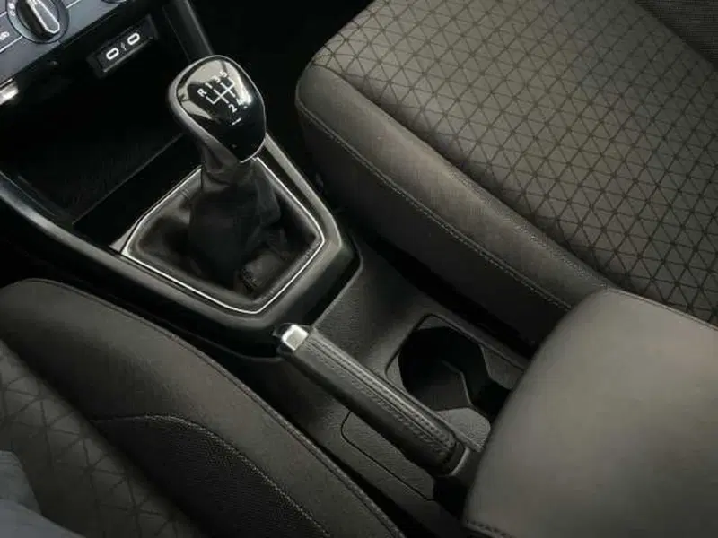 Volkswagen T-Cross usata a Pistoia (18)
