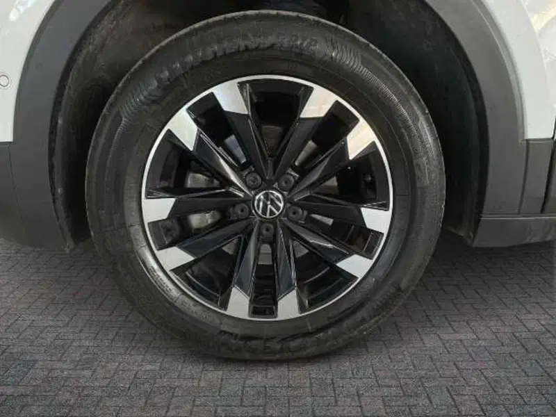 Volkswagen T-Cross usata a Pistoia (6)