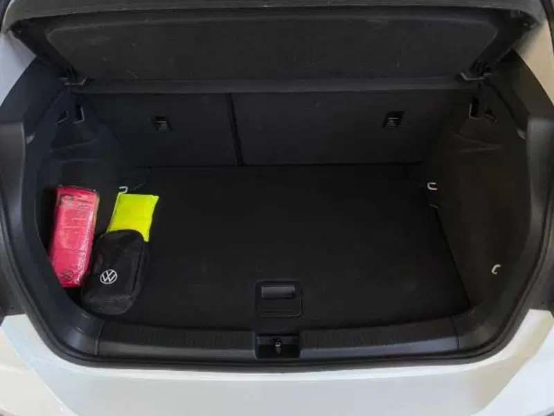 Volkswagen T-Cross usata a Pistoia (8)