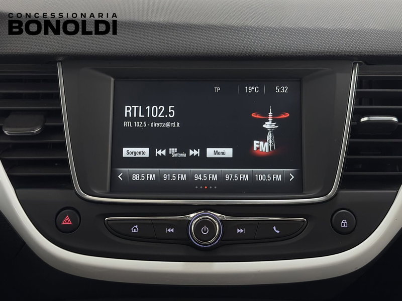 Opel Crossland X usata a Brescia (18)