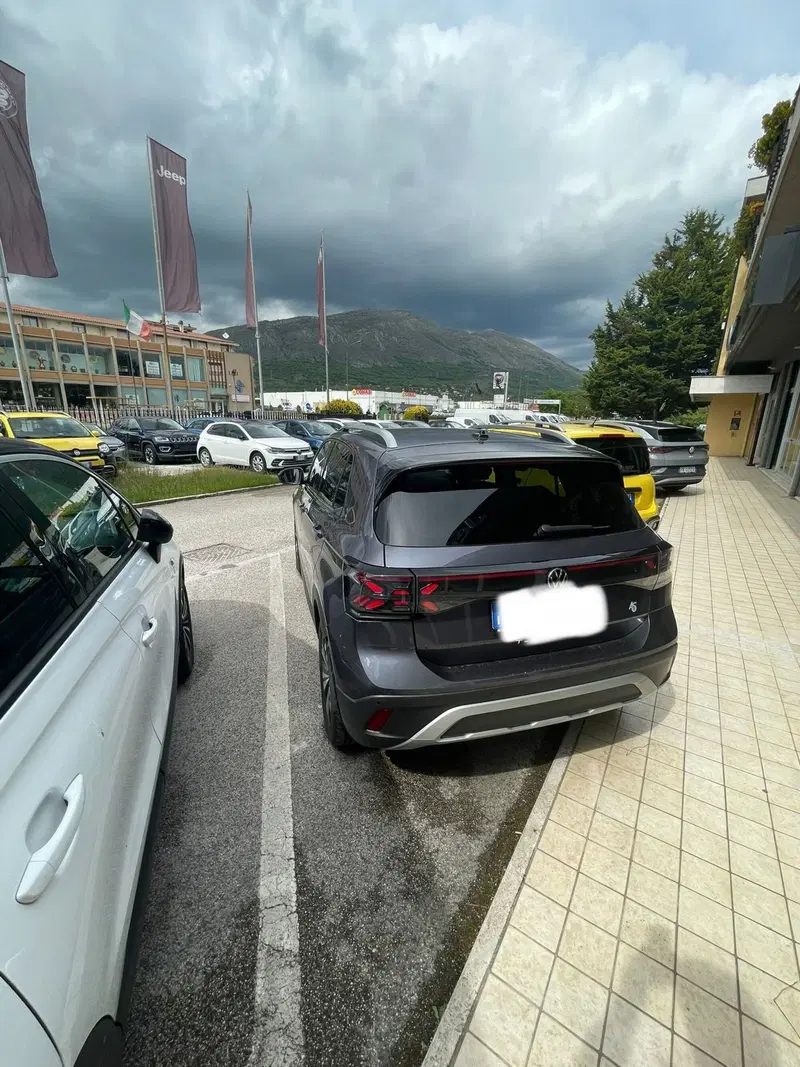 Volkswagen T-Cross usata a L'Aquila (5)