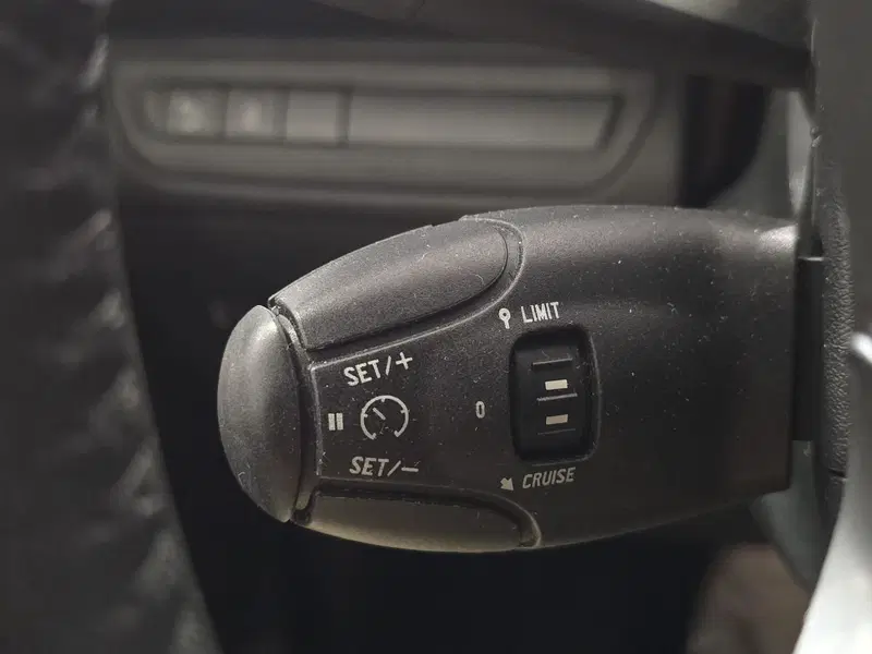 Peugeot 2008 usata a Rimini (16)