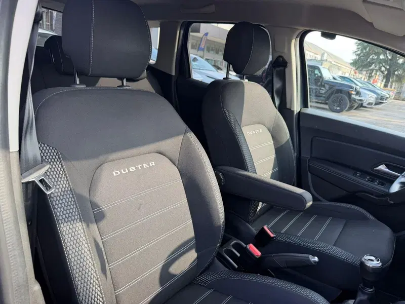 Dacia Duster usata a Rimini (12)