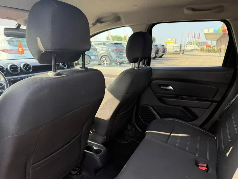 Dacia Duster usata a Rimini (13)