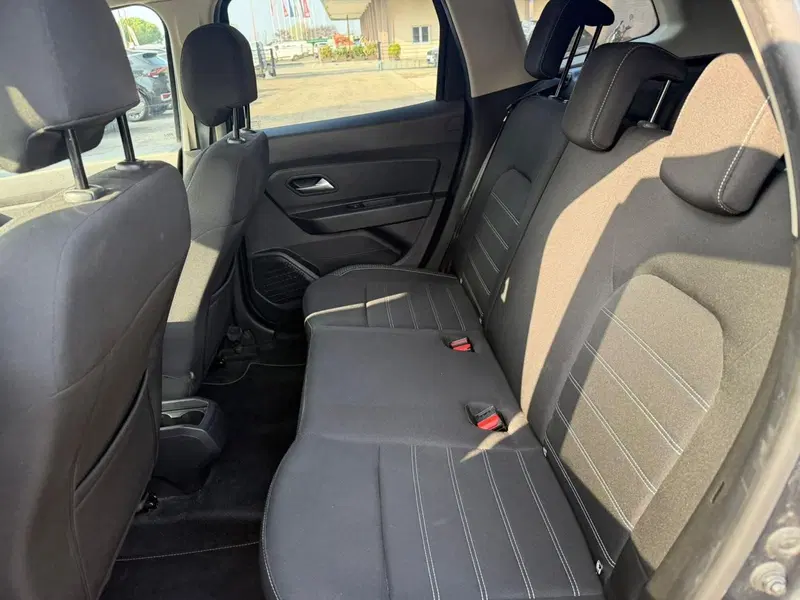 Dacia Duster usata a Rimini (14)