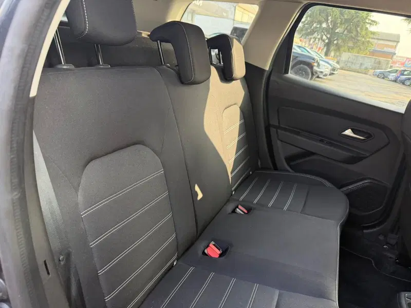 Dacia Duster usata a Rimini (17)