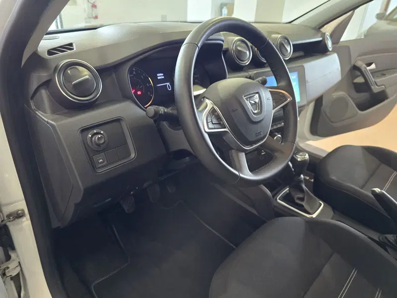 Dacia Duster usata a Rimini (9)