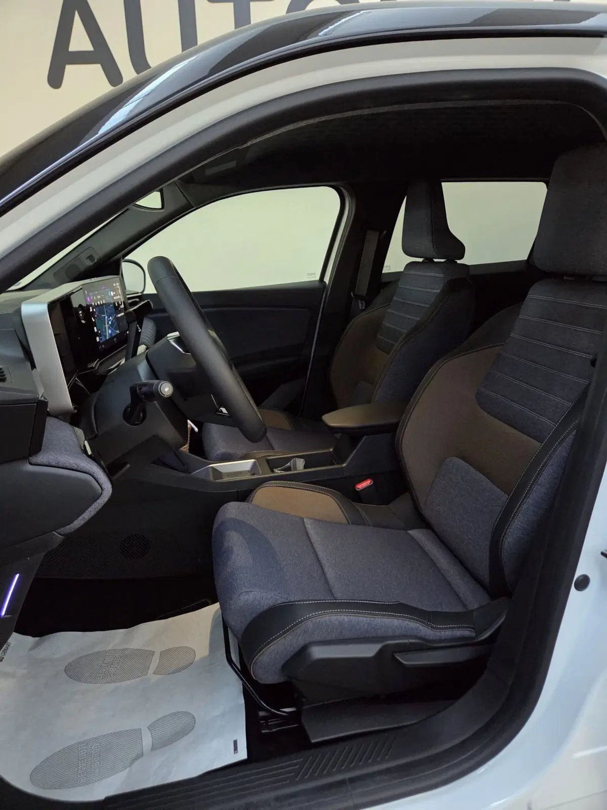Renault Scenic E-Tech Electric nuova a Verona (11)
