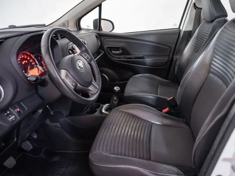 Toyota Yaris usata a Foggia (12)
