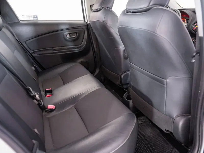 Toyota Yaris usata a Foggia (8)
