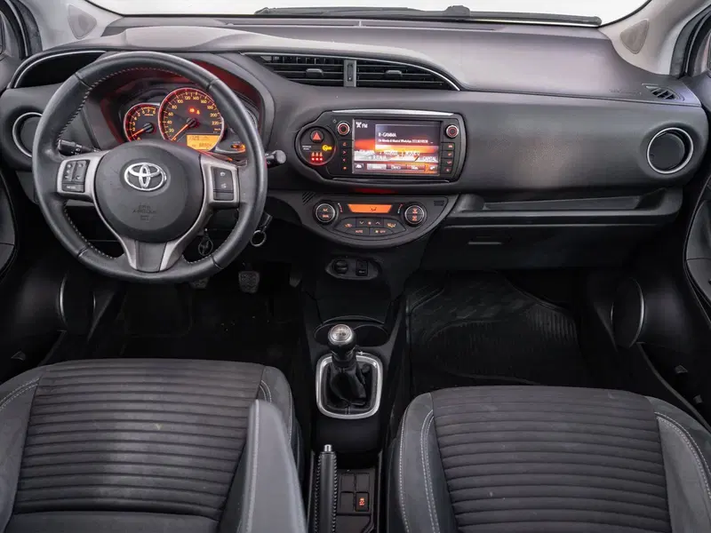 Toyota Yaris usata a Foggia (9)