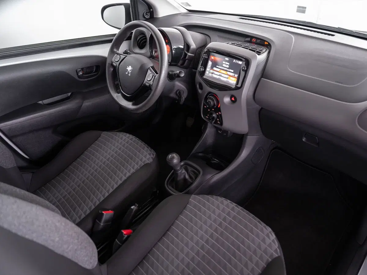 Peugeot 108 usata a Foggia (5)