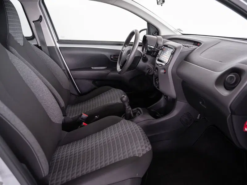 Peugeot 108 usata a Foggia (6)