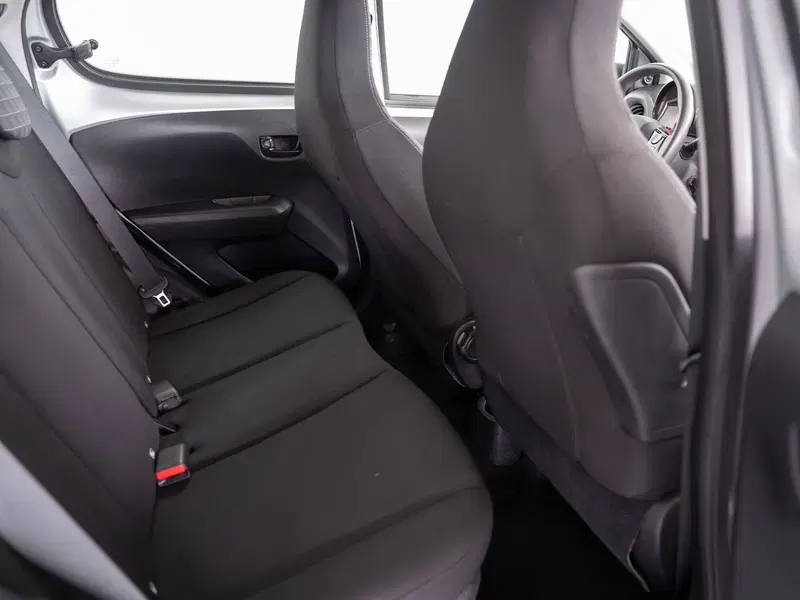 Peugeot 108 usata a Foggia (7)