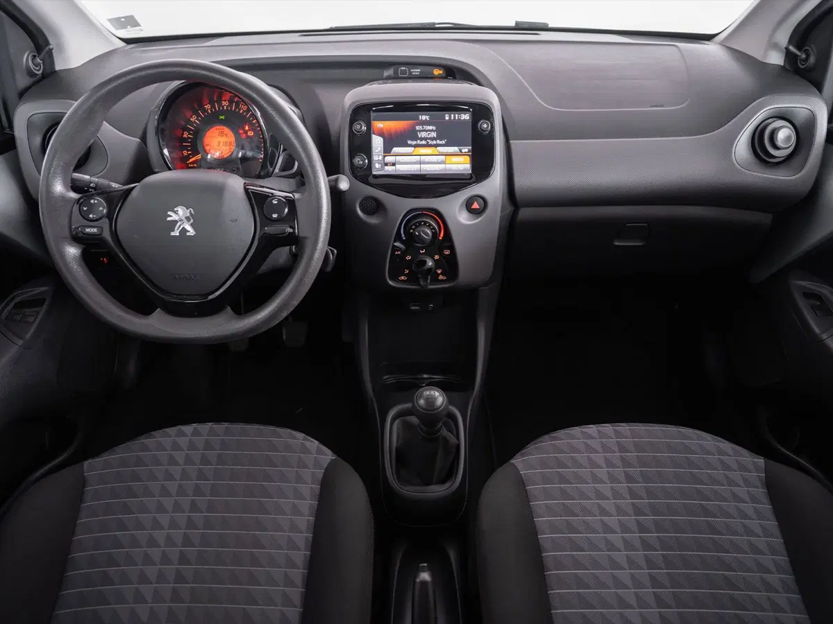 Peugeot 108 usata a Foggia (8)