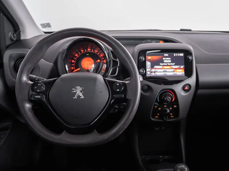Peugeot 108 usata a Foggia (9)