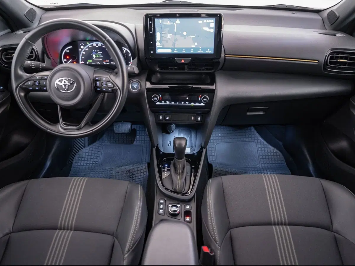 Toyota Yaris Cross usata a Foggia (9)