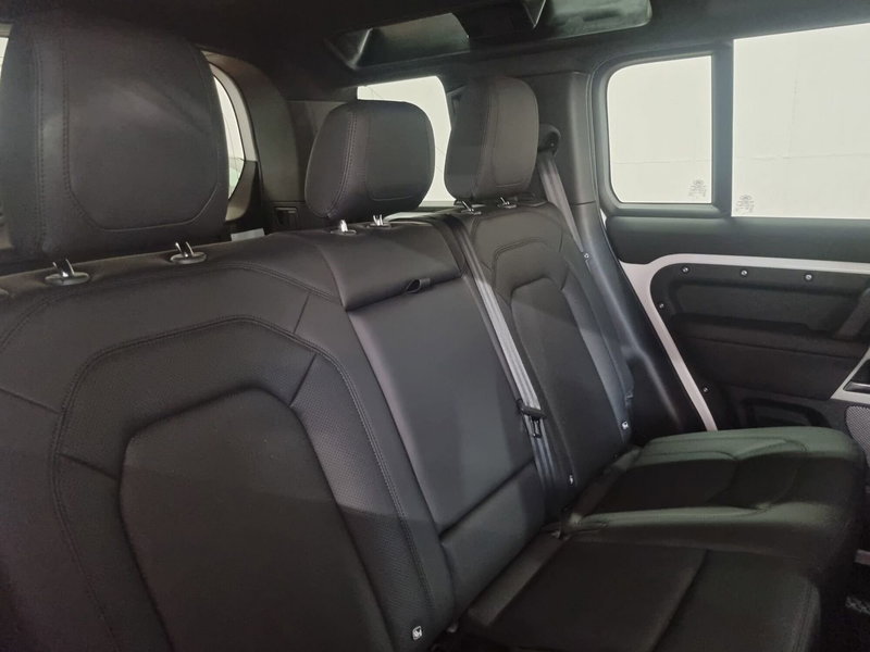 Land Rover Defender usata a Brescia (5)