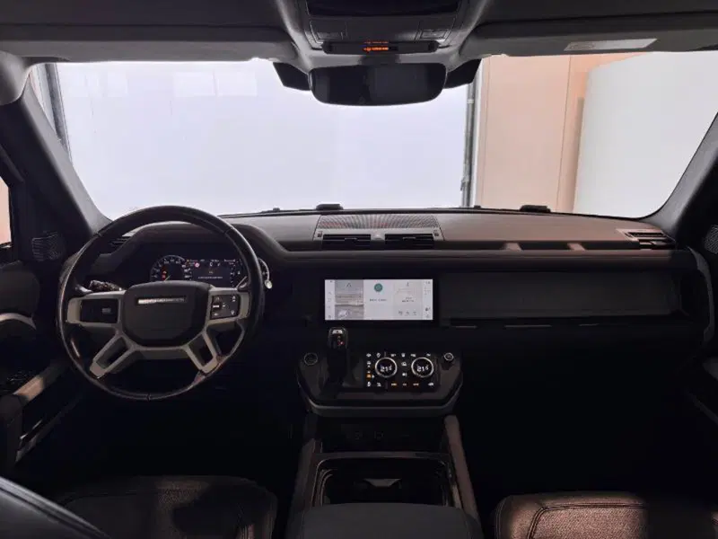 Land Rover Defender usata a Venezia (10)