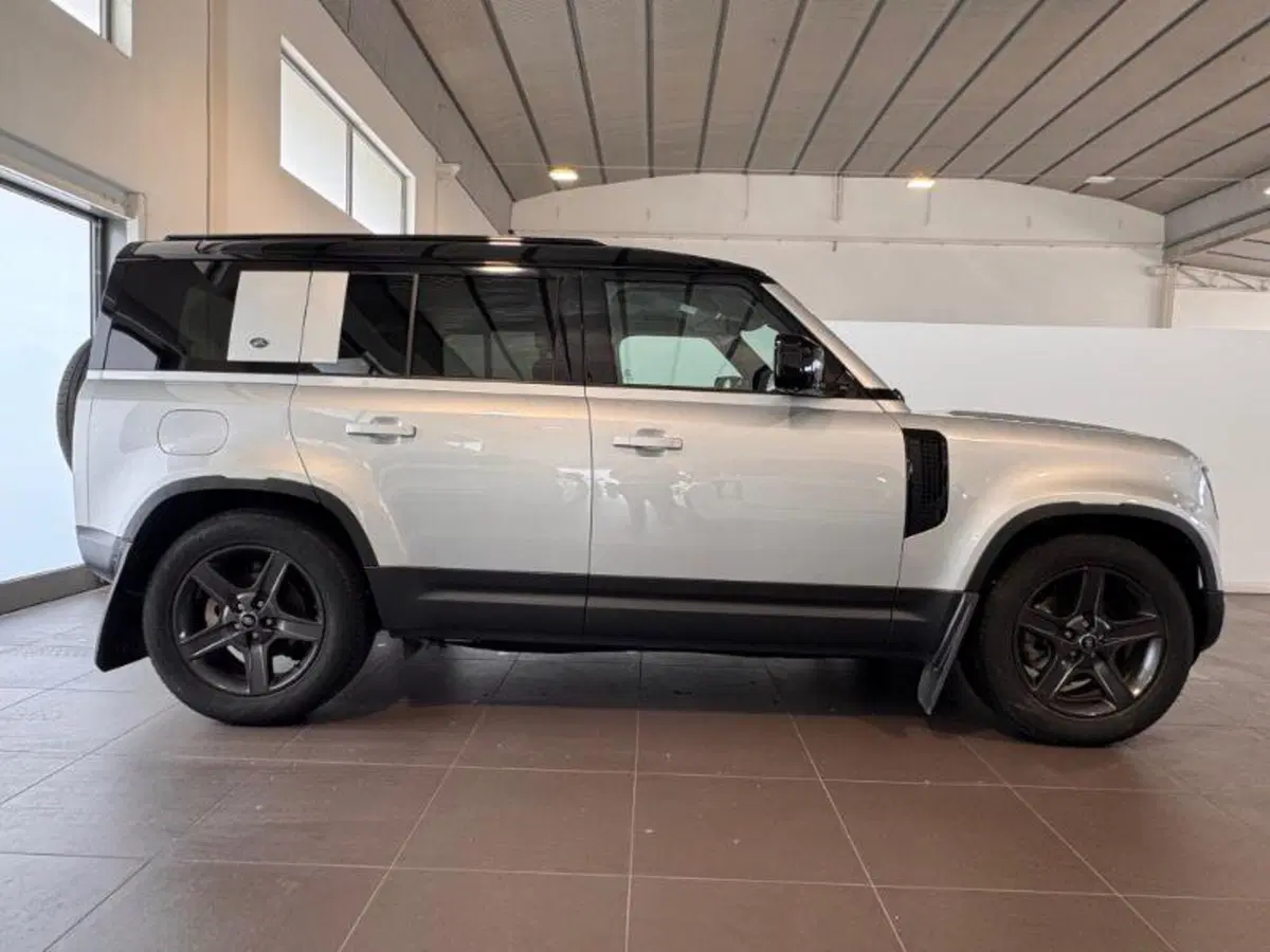 Land Rover Defender usata a Venezia (17)