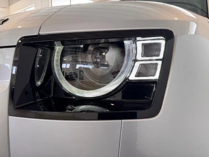 Land Rover Defender usata a Venezia (20)