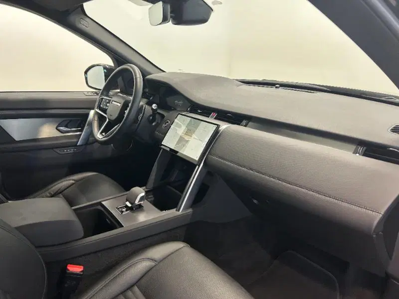 Land Rover Discovery Sport usata a Venezia (10)