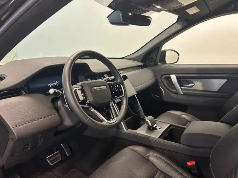 Land Rover Discovery Sport usata a Venezia (11)