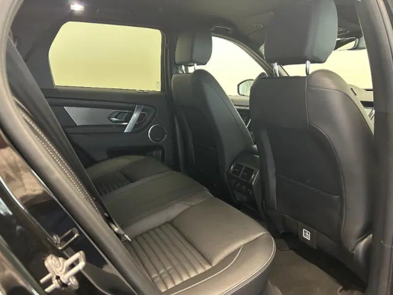 Land Rover Discovery Sport usata a Venezia (2)