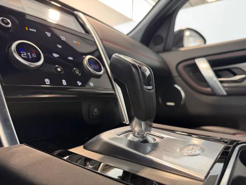 Land Rover Discovery Sport usata a Venezia (10)