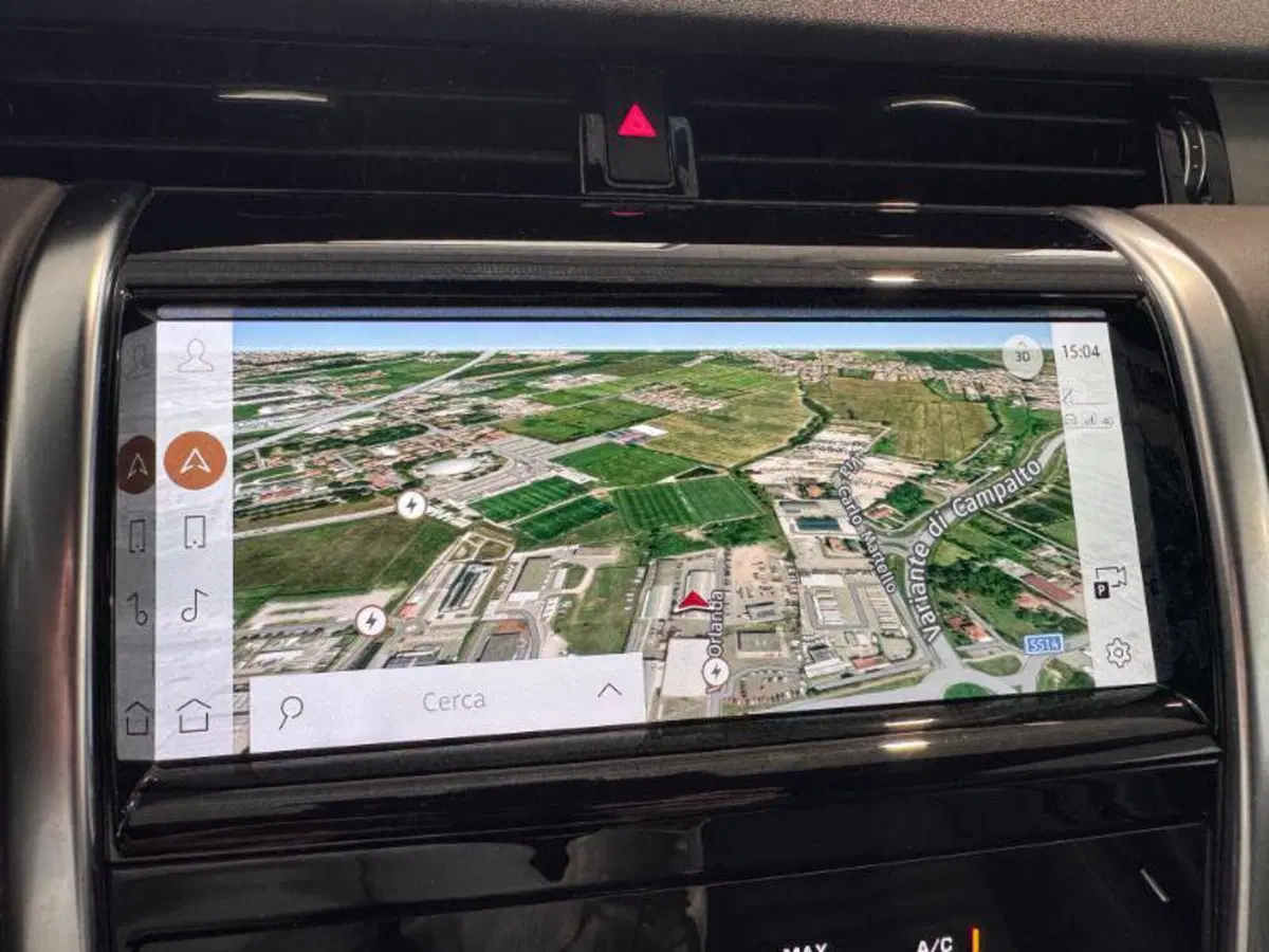 Land Rover Discovery Sport usata a Venezia (12)
