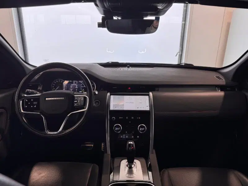Land Rover Discovery Sport usata a Venezia (14)