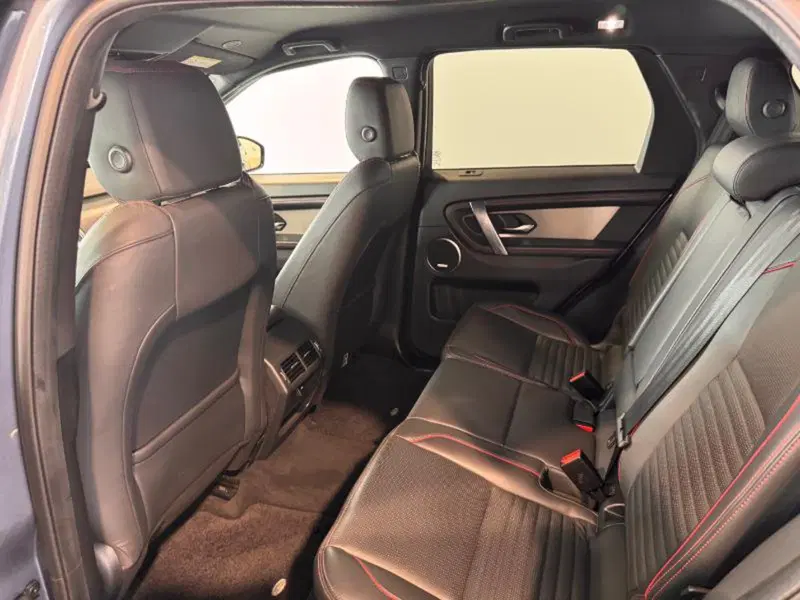 Land Rover Discovery Sport usata a Venezia (16)