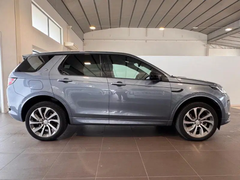 Land Rover Discovery Sport usata a Venezia (20)