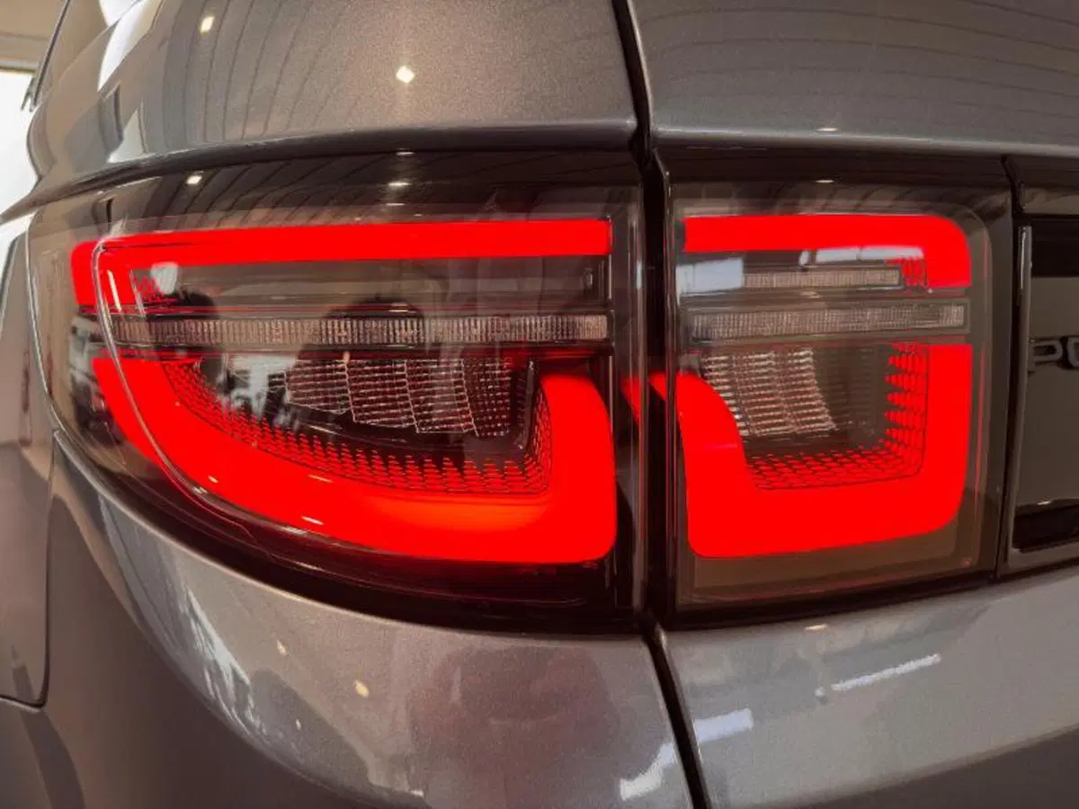 Land Rover Discovery Sport usata a Venezia (6)