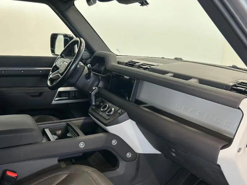 Land Rover Defender usata a Venezia (13)