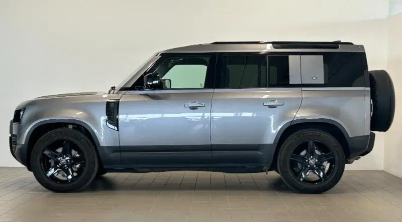 Land Rover Defender usata a Venezia (4)