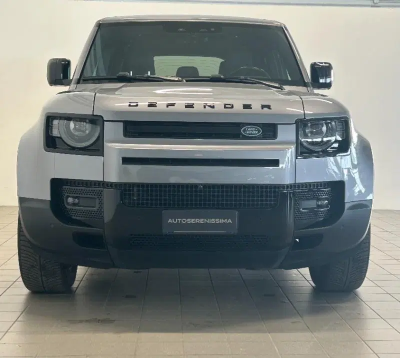 Land Rover Defender usata a Venezia (5)
