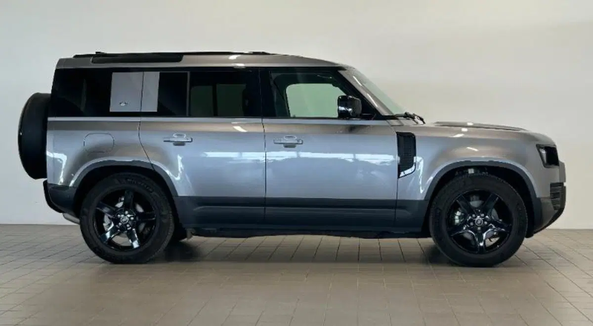Land Rover Defender usata a Venezia (9)