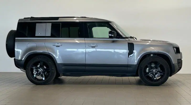 Land Rover Defender usata a Venezia (9)