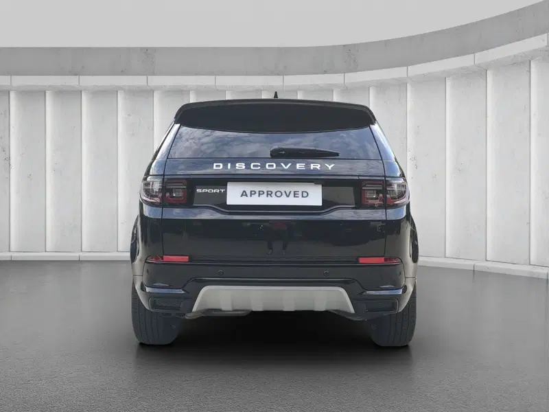 Land Rover Discovery Sport nuova a Lecco (7)