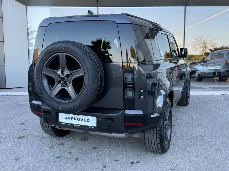 Land Rover Defender usata a Ascoli Piceno (2)