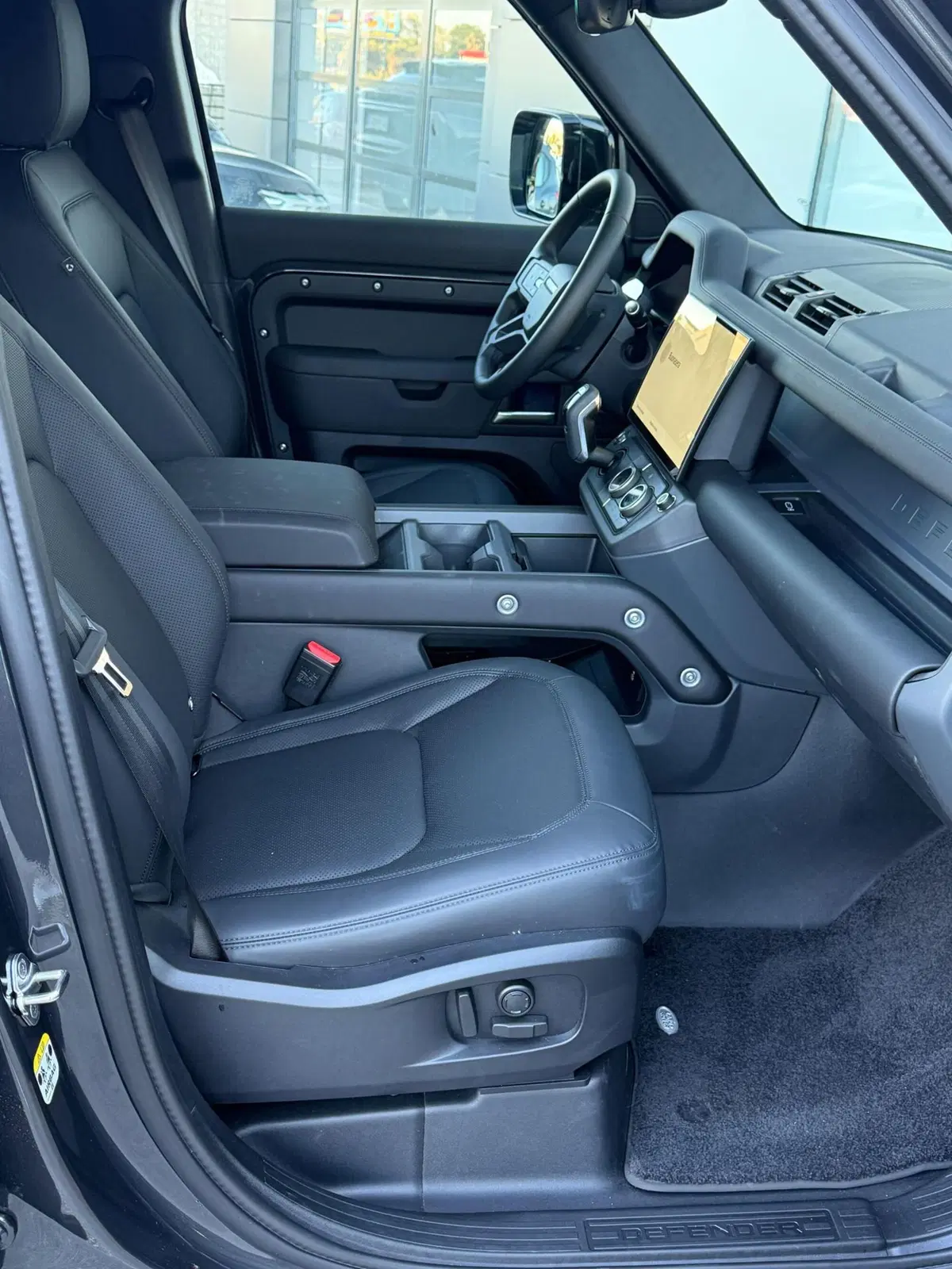Land Rover Defender usata a Ascoli Piceno (3)