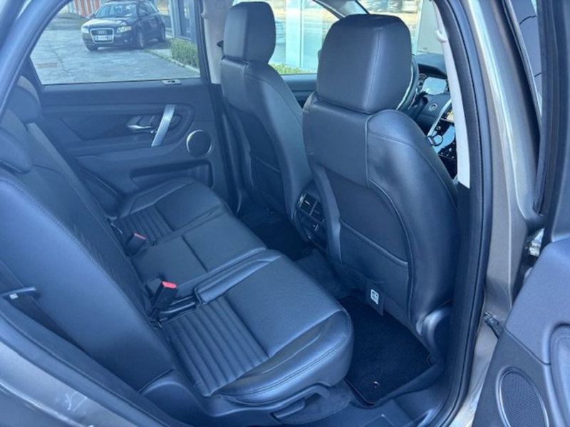 Land Rover Discovery Sport usata a Pesaro-Urbino (3)