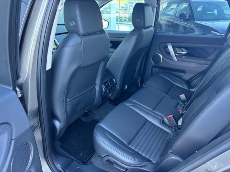 Land Rover Discovery Sport usata a Pesaro-Urbino (5)