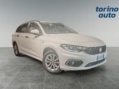 Fiat Tipo Station Wagon Tipo 1.6 Mjt S&amp;S SW Easy Business del 2019 usata a Grugliasco