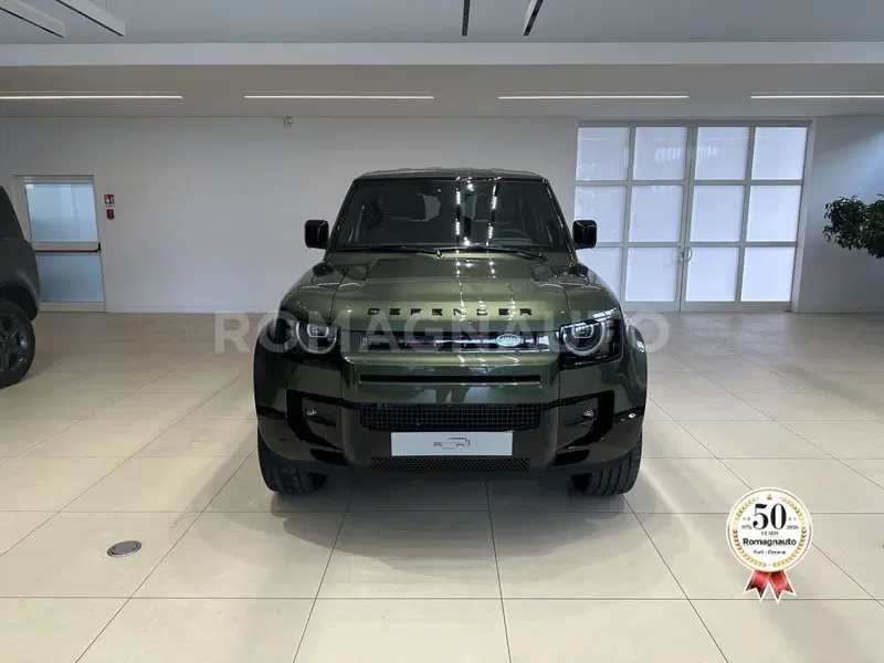 Land Rover Defender nuova a Forlì-Cesena (2)